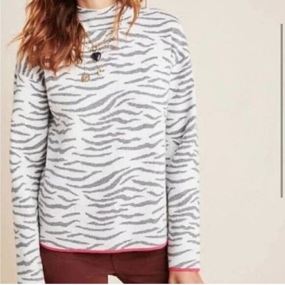 Anthropologie Mock Neck Gray Zebra Print Sweater Size Small - Picture 3 of 16